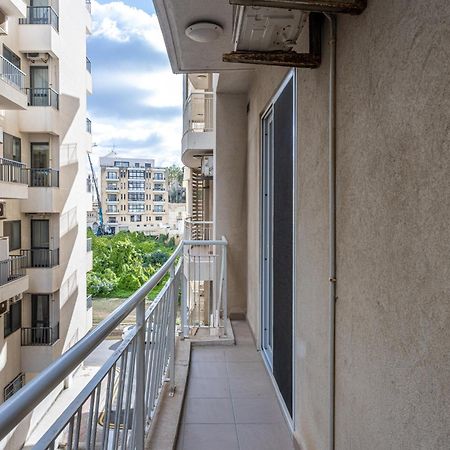 St Julians - Balluta 2 Bedroom Apartment Saint Julian's Екстериор снимка