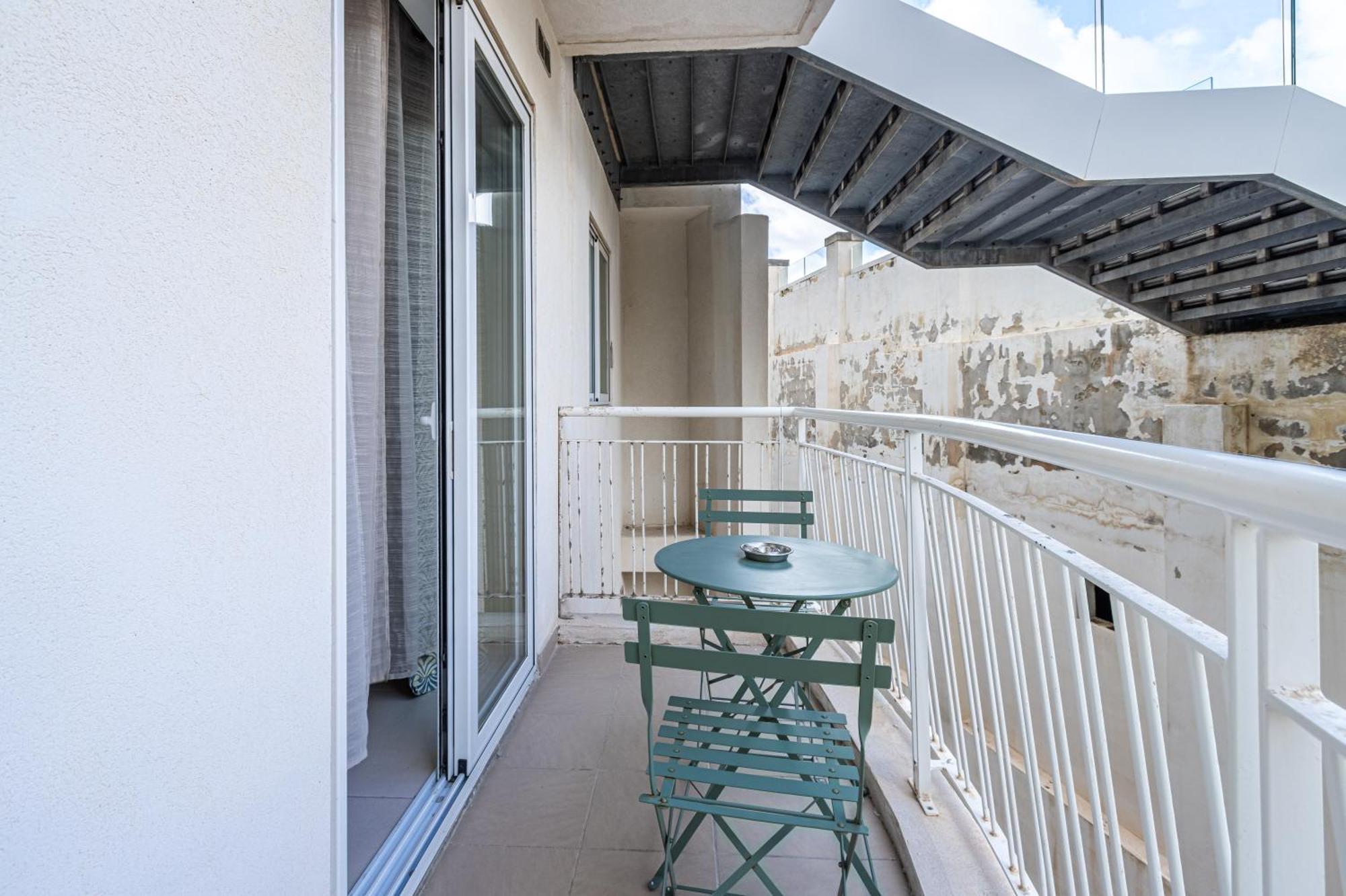 St Julians - Balluta 2 Bedroom Apartment Saint Julian's Екстериор снимка