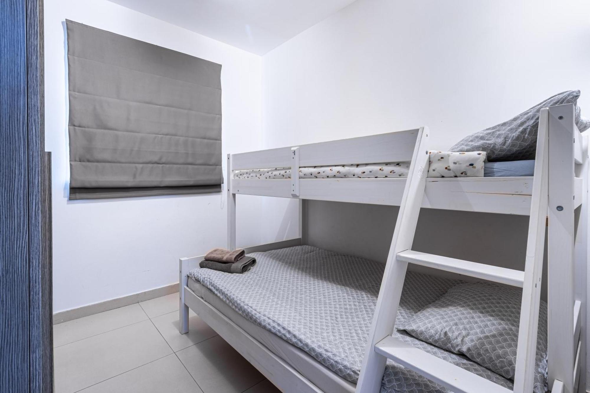 St Julians - Balluta 2 Bedroom Apartment Saint Julian's Екстериор снимка